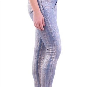 J Brand Athena rose gold cropped faux leather jeans🔥🔥🔥